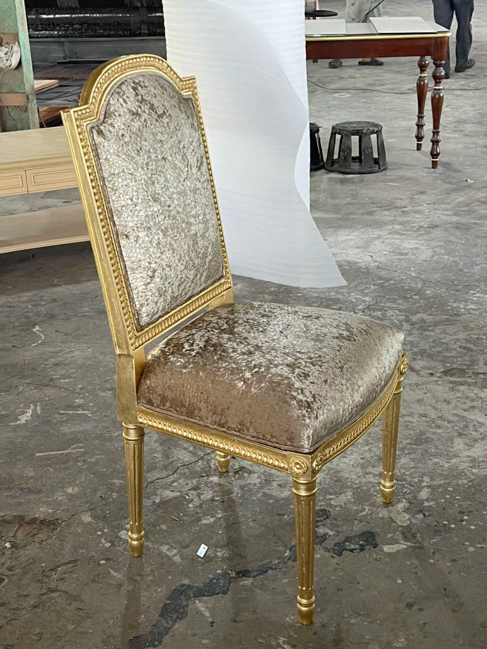 GHẾ ĂN LOUIS XVI DÁT VÀNG BỌC NHUNG